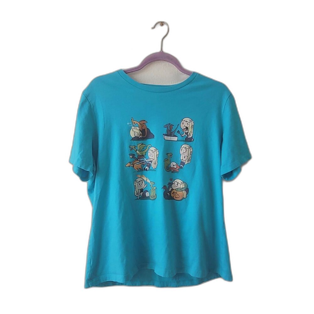 "CRAZY DRAGON LADY" GRAPHIC T-SHIRT